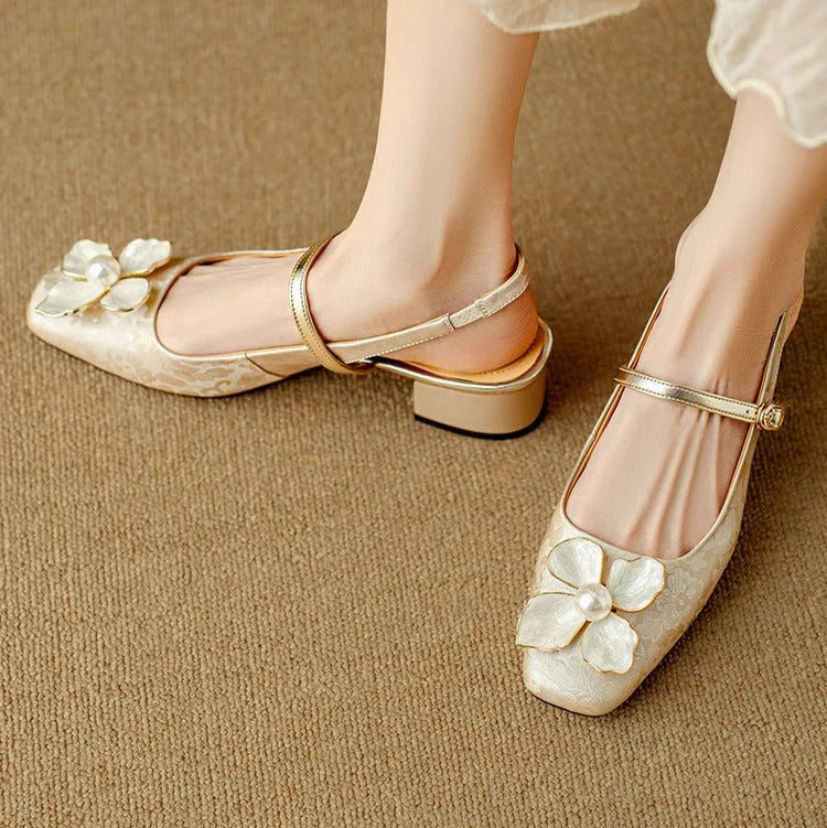 Ivora™ | Eloise Elegant Pumps